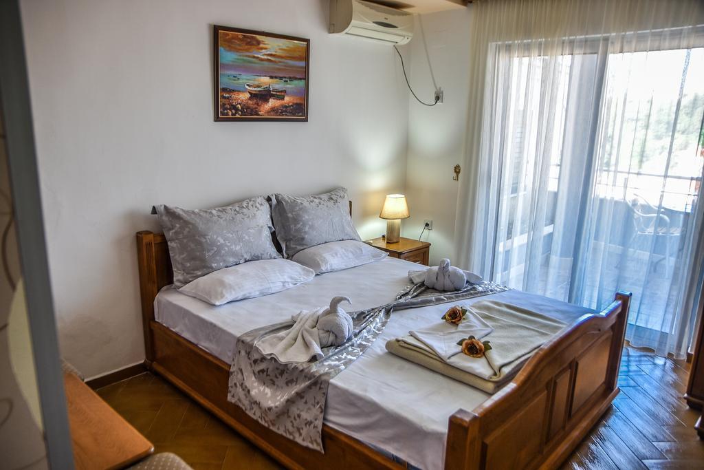 Apartments Croma อุลซิน ภายนอก รูปภาพ