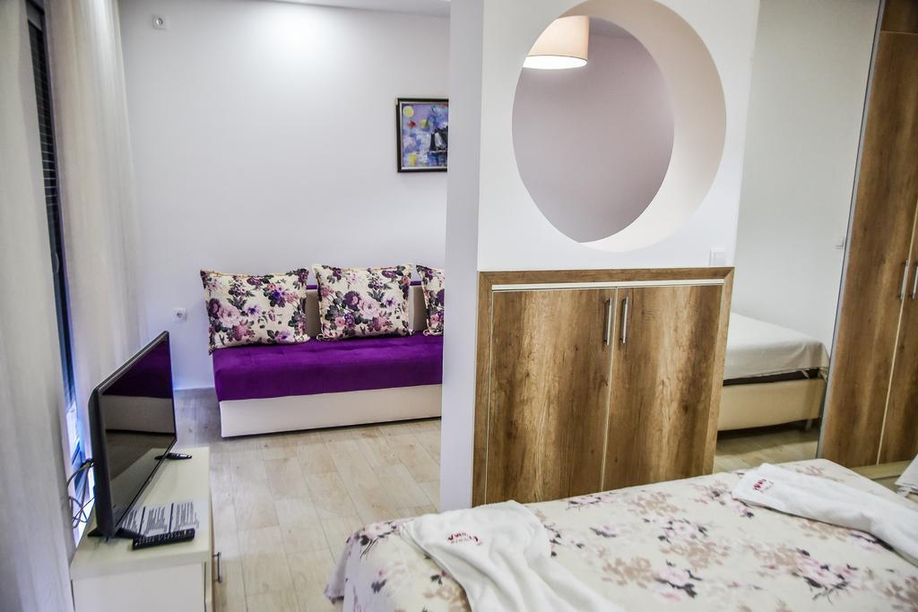 Apartments Croma อุลซิน ภายนอก รูปภาพ